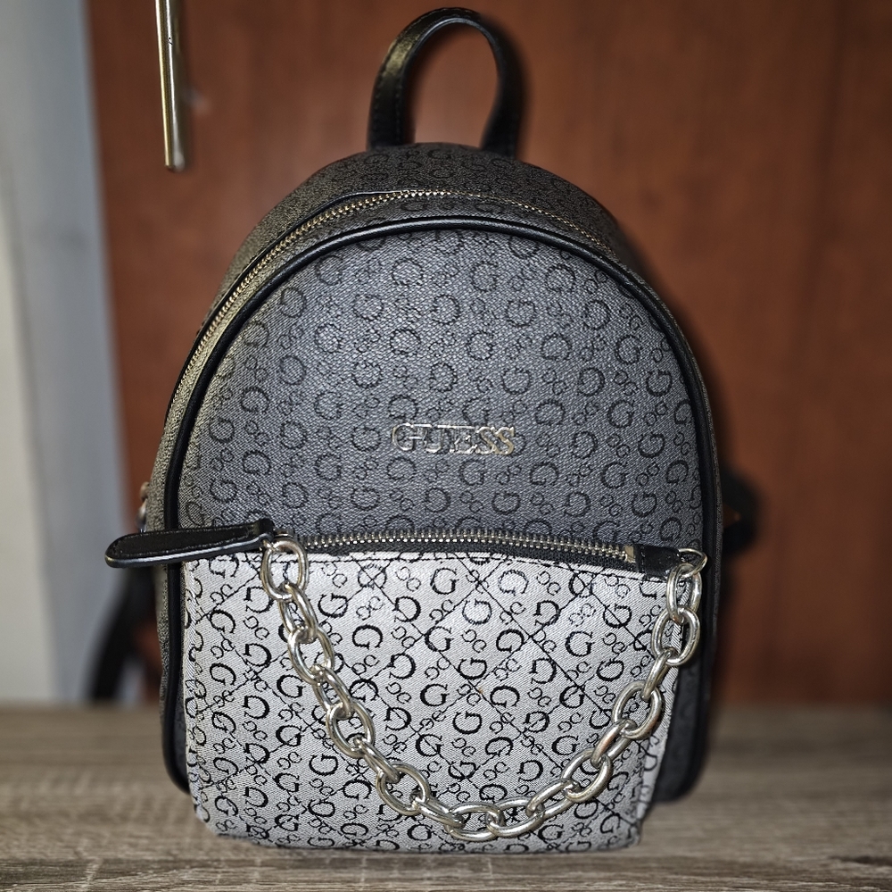 Guess ellison backpack